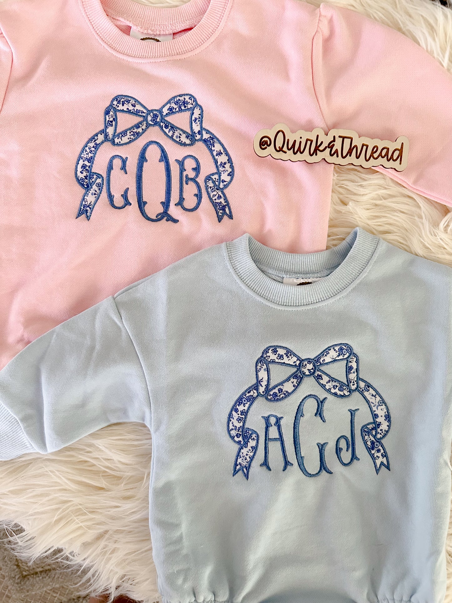 Bow Applique Sweatshirt Bubble